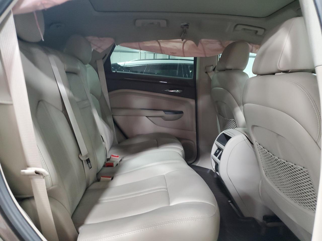 2014 Cadillac Srx Luxury Collection VIN: 3GYFNBE37ES586927 Lot: 56594525