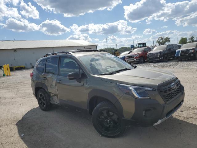  SUBARU FORESTER 2022 Зеленый