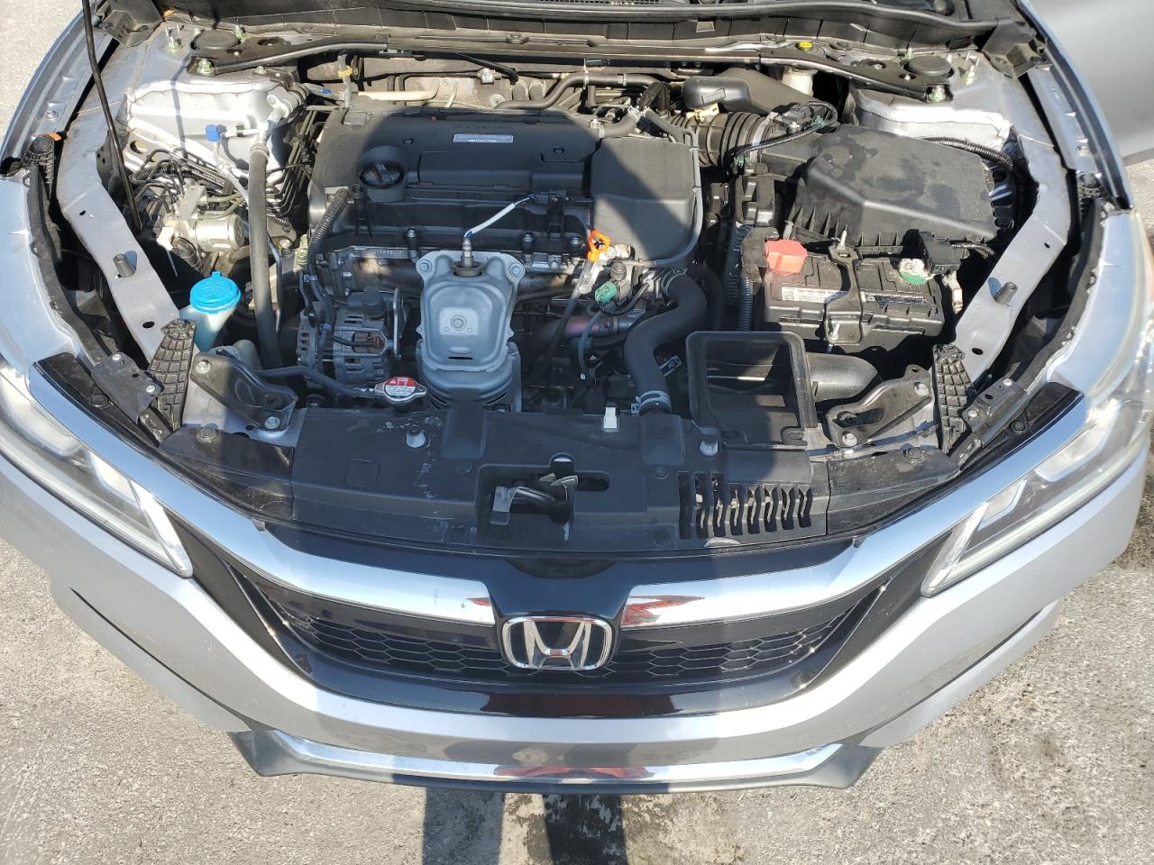 1HGCR2F50HA257006 HONDA ACCORD 2017