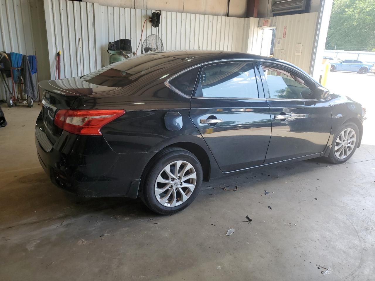3N1AB7AP1JY237643 NISSAN SENTRA 2018