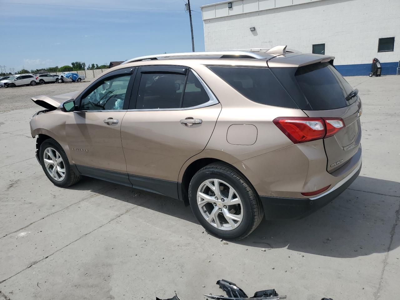 2GNAXXEVXK6218283 CHEVROLET EQUINOX 2019