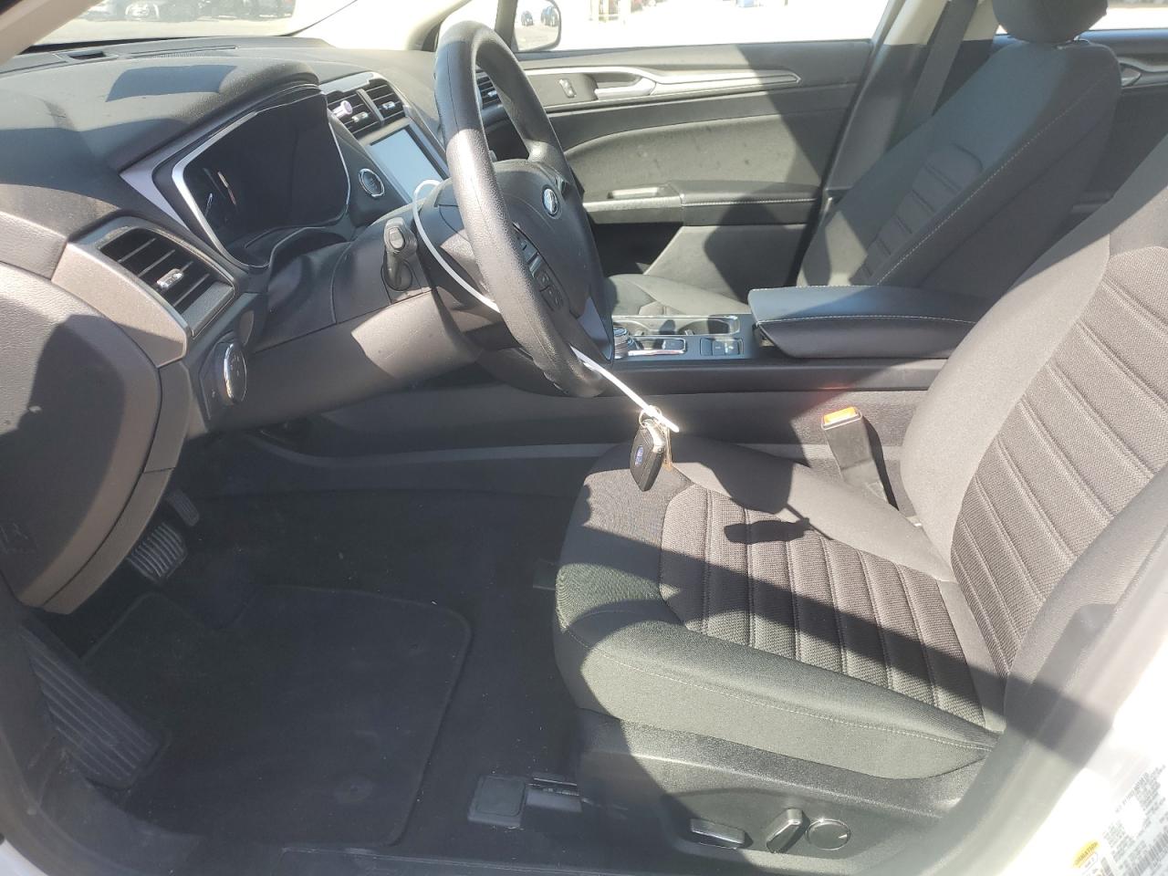 2019 Ford Fusion Se VIN: 3FA6P0LU3KR263953 Lot: 54022825