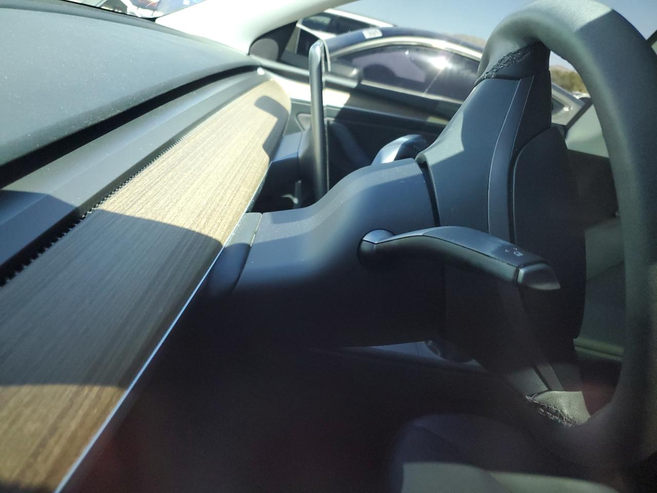 2023 Tesla Model Y VIN: 7SAYGDEFXPF782101 Lot: 55181695