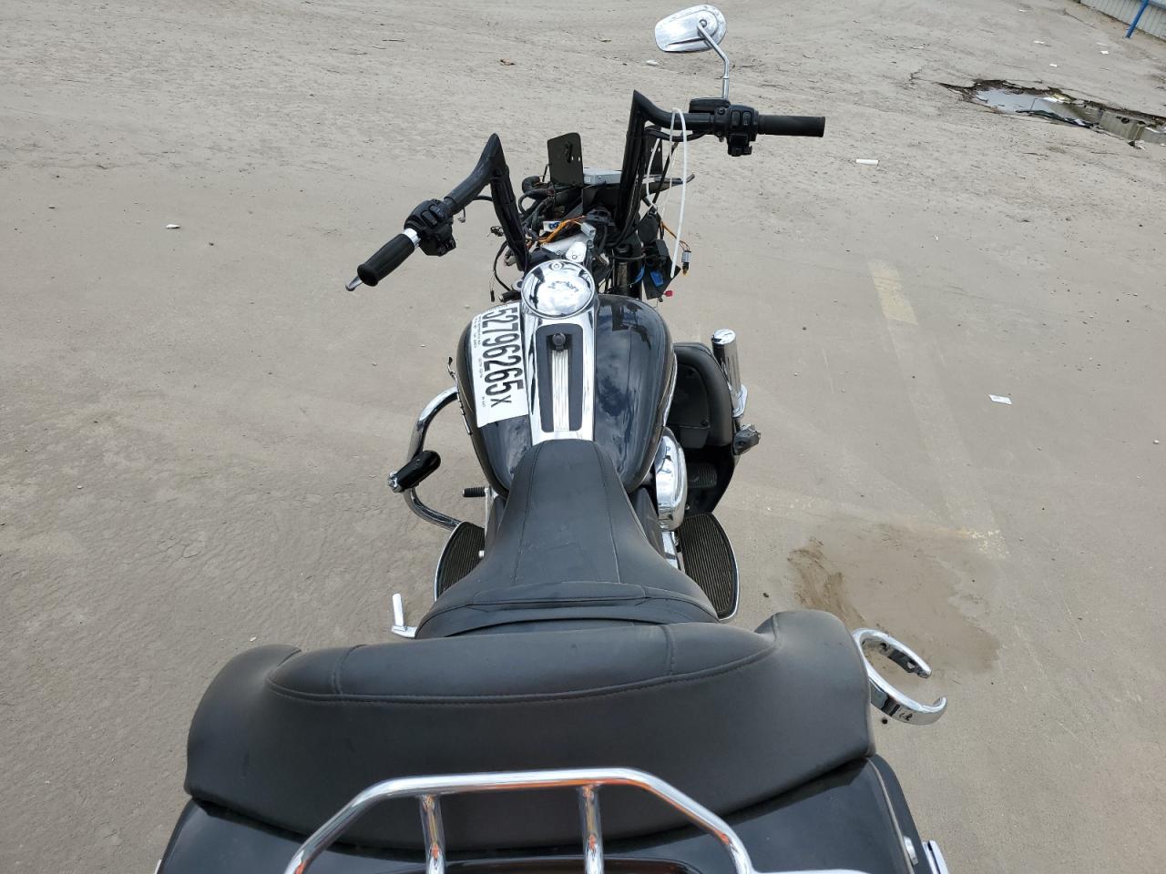 2011 Harley-Davidson Fltru VIN: 1HD1KGM19BB667813 Lot: 52796265