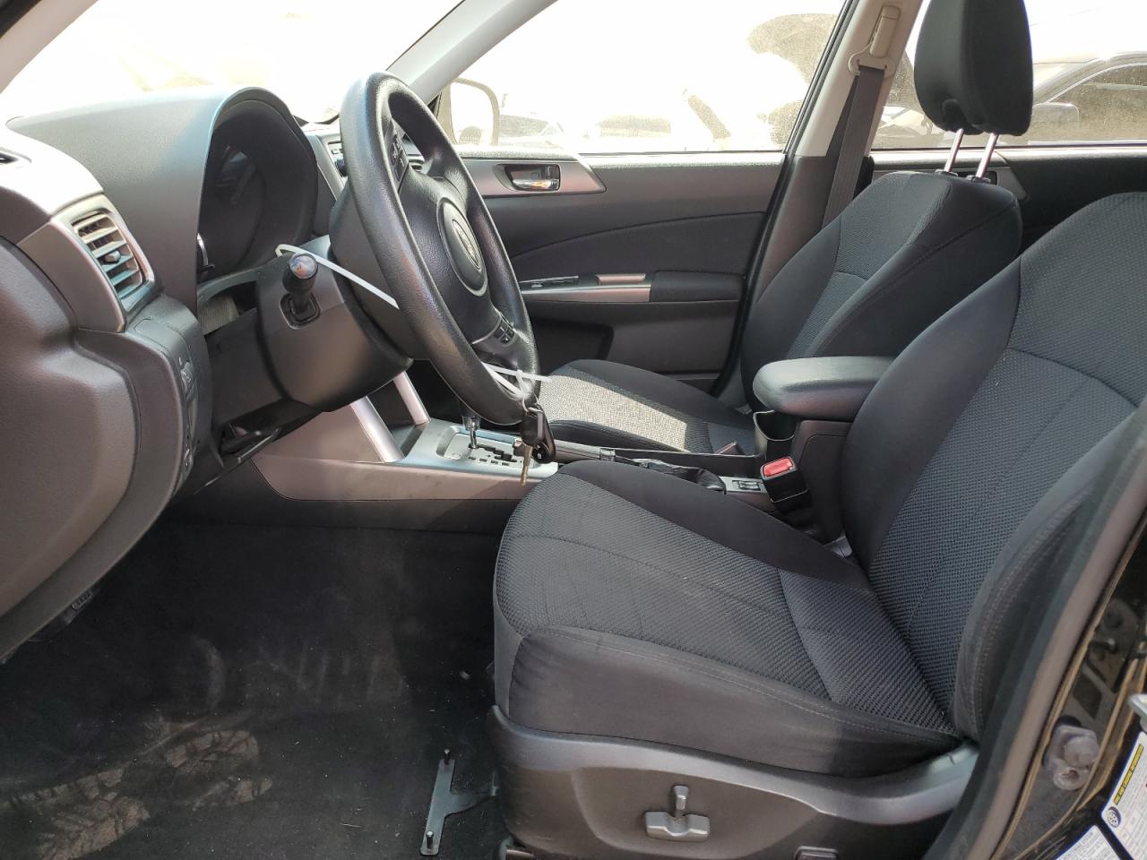 2011 Subaru Forester 2.5X Premium VIN: JF2SHBDC8BH743125 Lot: 57084375