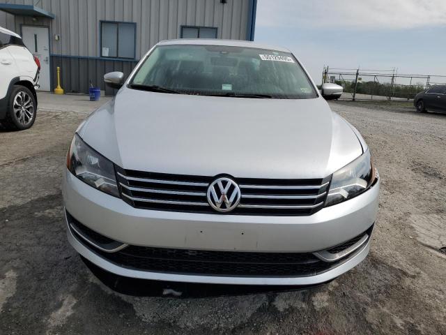  VOLKSWAGEN PASSAT 2014 Srebrny