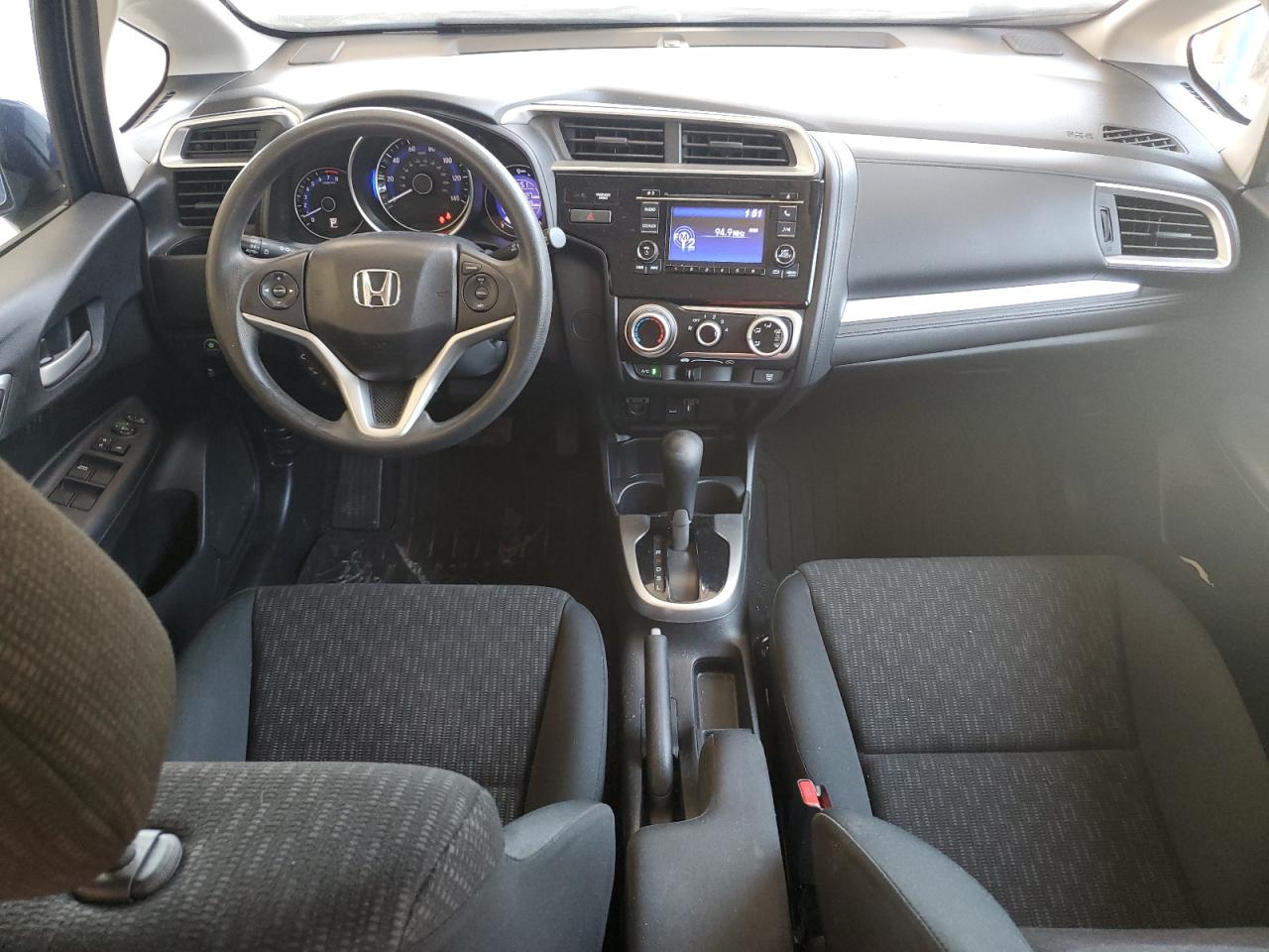 2015 Honda Fit Lx VIN: 3HGGK5H50FM739186 Lot: 57377955