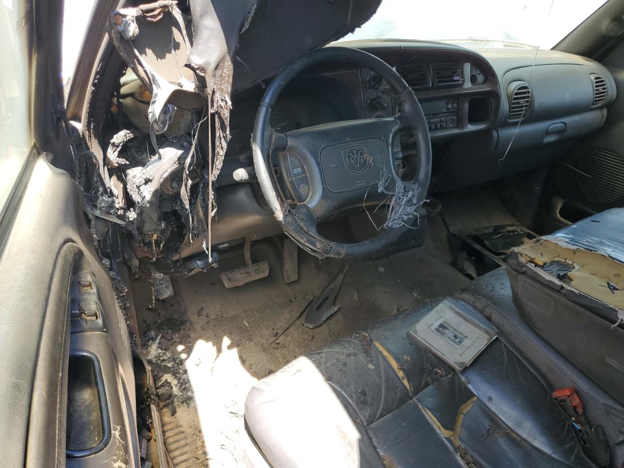 2000 Dodge Ram 3500 VIN: 1B7MC3361YJ114900 Lot: 55778075