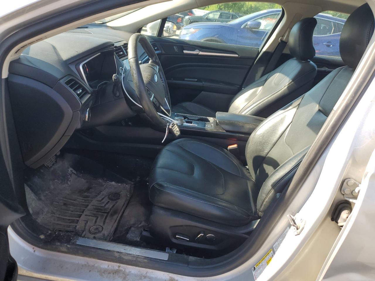 3FA6P0RU1KR260816 FORD FUSION 2019
