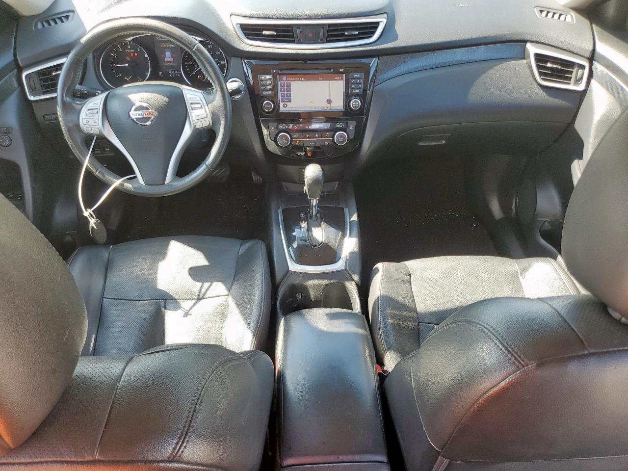 KNMAT2MV9GP690166 NISSAN ROGUE 2016