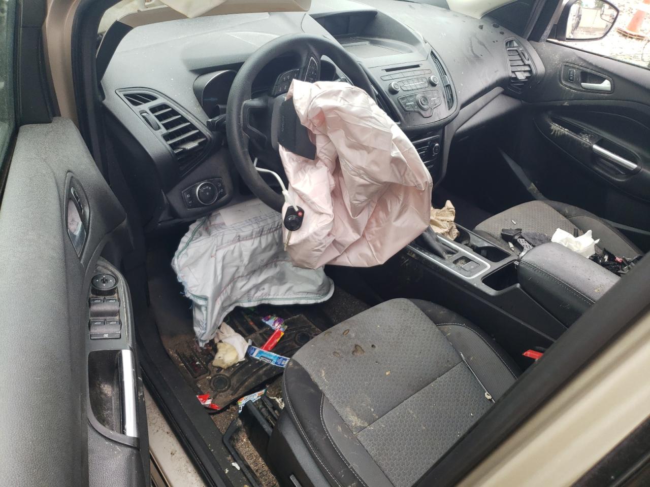 1FMCU0GD4HUE45108 FORD ESCAPE 2017
