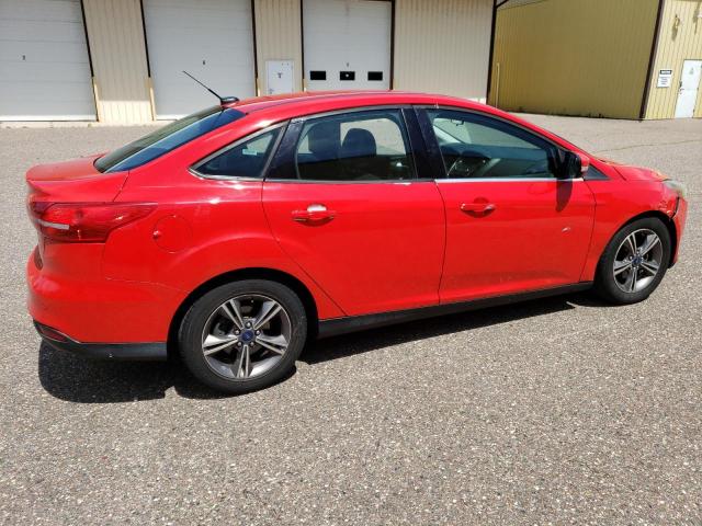 Sedans FORD FOCUS 2016 Czerwony