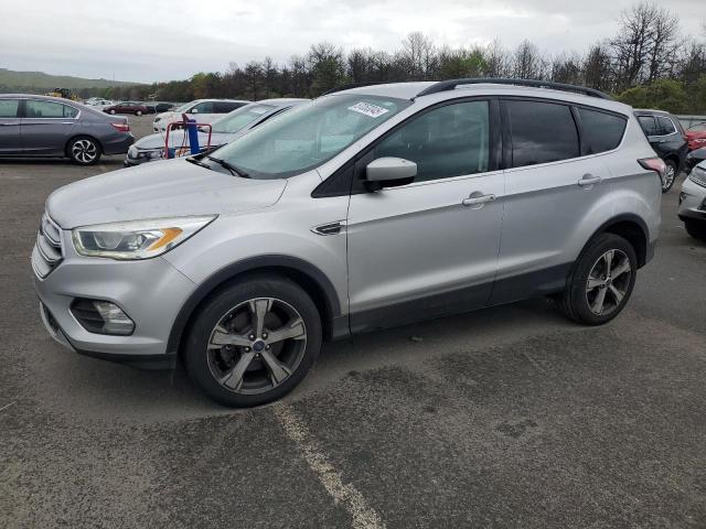  FORD ESCAPE 2017 Srebrny