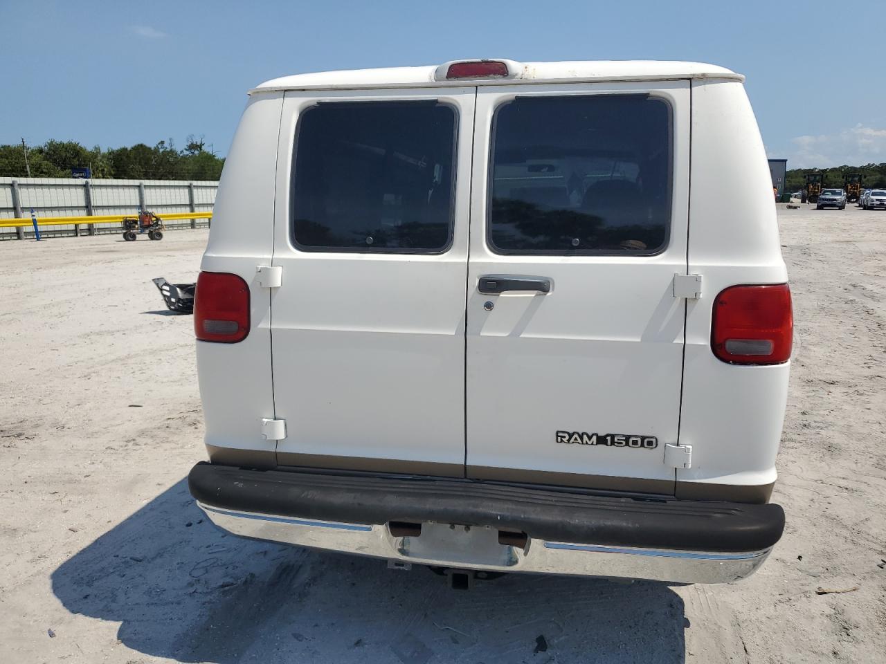 2002 Dodge Ram Van B1500 VIN: 2B6HB11Y02K142362 Lot: 57226275