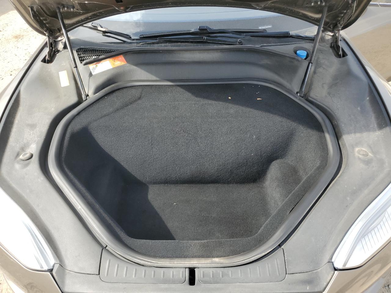 2016 Tesla Model S VIN: 5YJSA1E27GF128303 Lot: 56181875