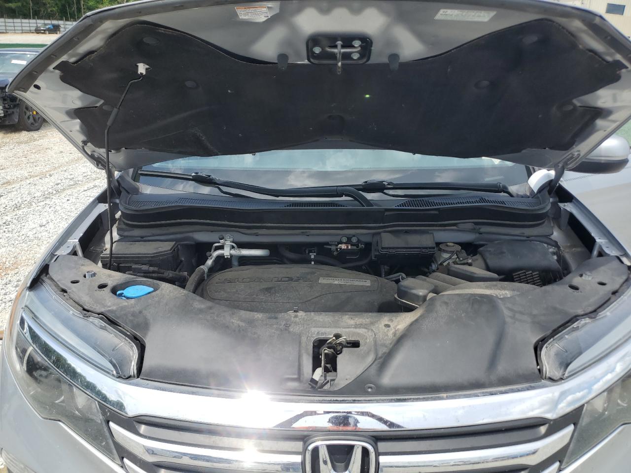 5FNYF5H55JB020679 HONDA PILOT 2018