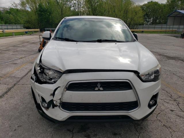  MITSUBISHI OUTLANDER 2015 Білий