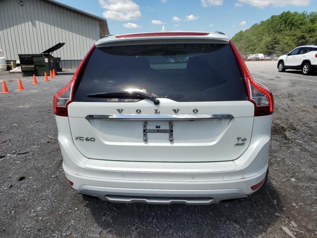  VOLVO XC60 2017 White