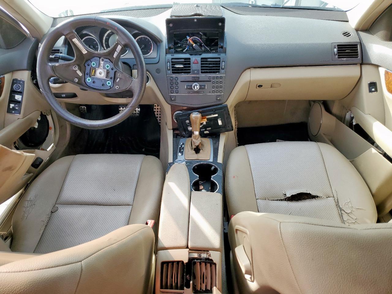 2010 Mercedes-Benz C 300 VIN: WDDGF5EBXAR104504 Lot: 55667645