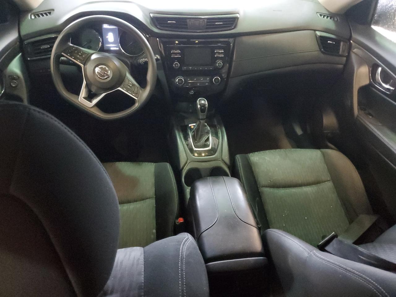 JN8AT2MV8HW006123 NISSAN ROGUE 2017