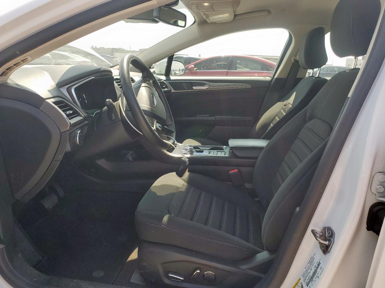 2020 Ford Fusion Se VIN: 3FA6P0LU5LR264975 Lot: 57235955