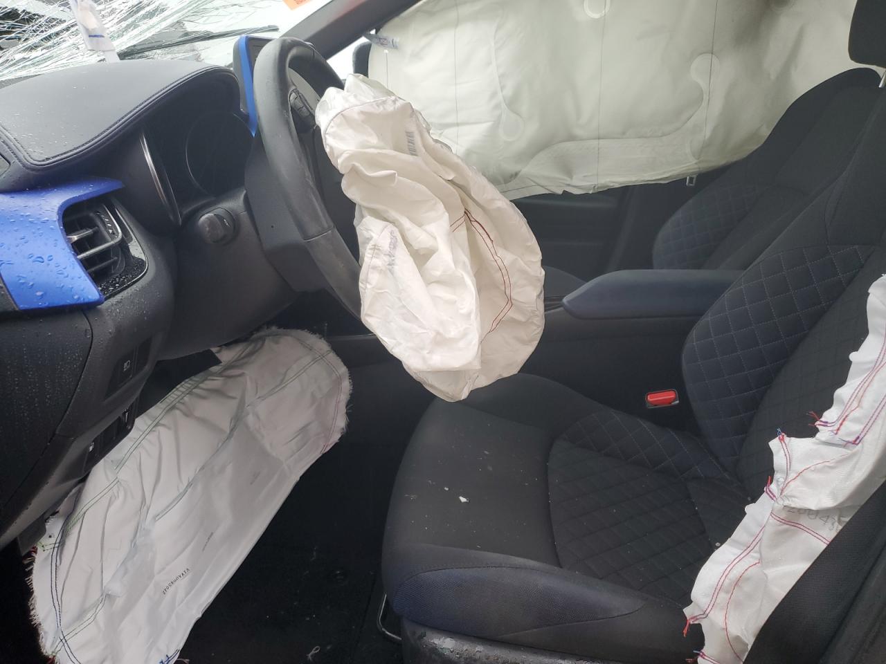 NMTKHMBX2MR121522 TOYOTA C-HR 2021