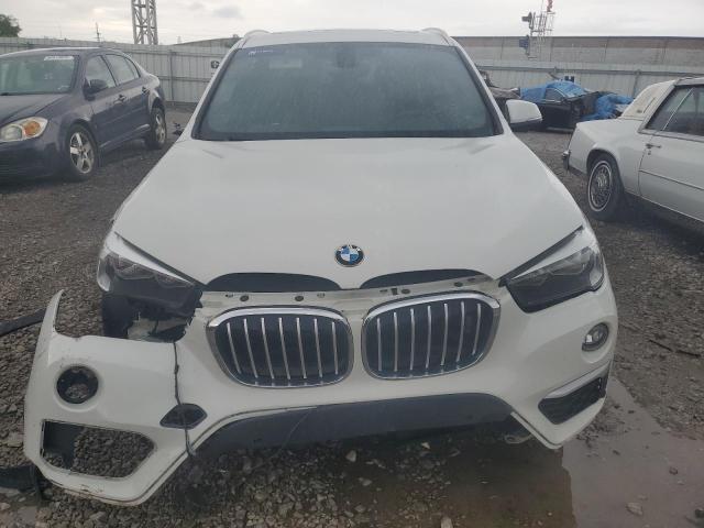 Parquets BMW X1 2017 Biały