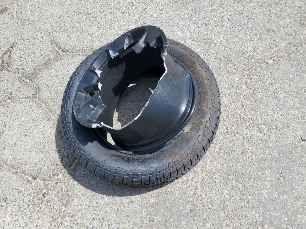 2025 Toyota Tundra Crewmax Limited VIN: 5TFWA5DB3SX276621 Lot: 57306705
