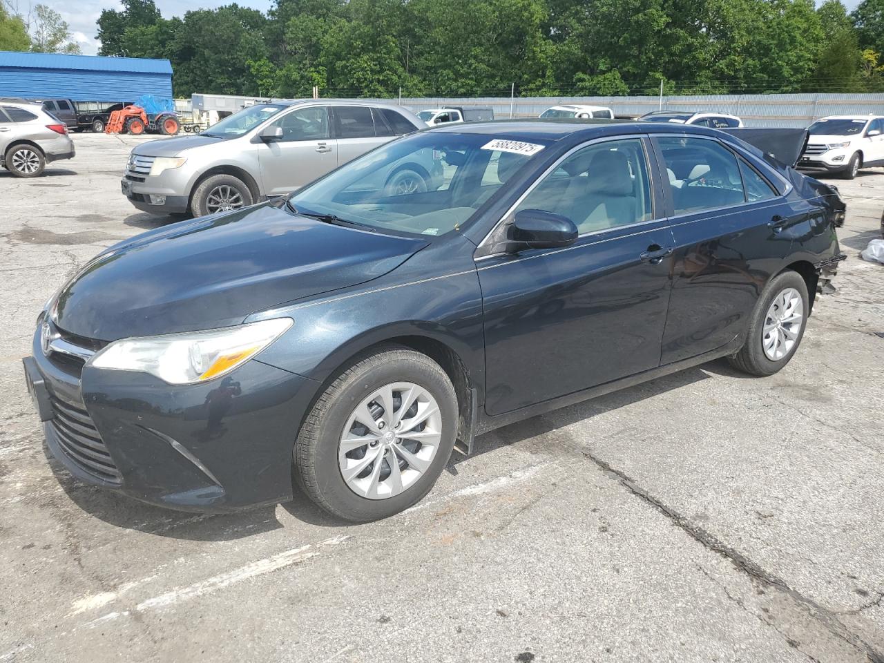 2015 Toyota Camry Le იყიდება Rogersville-ში, MO - Rear End