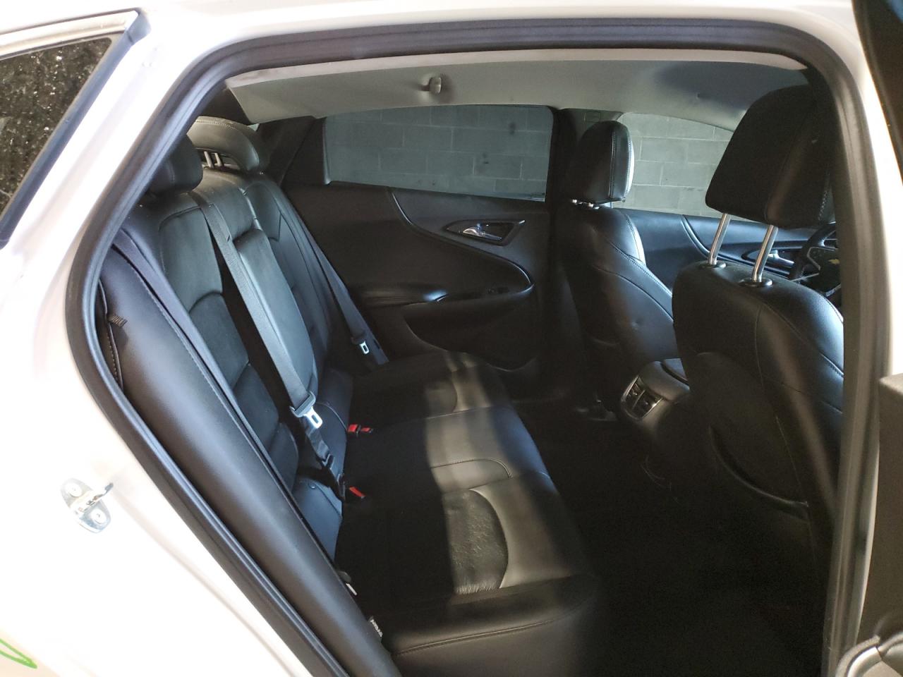 1G1ZE5ST4GF247745 CHEVROLET MALIBU 2016