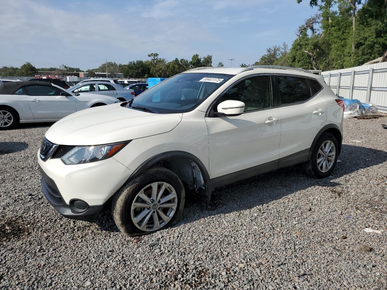 JN1BJ1CP5KW229927 NISSAN ROGUE 2019