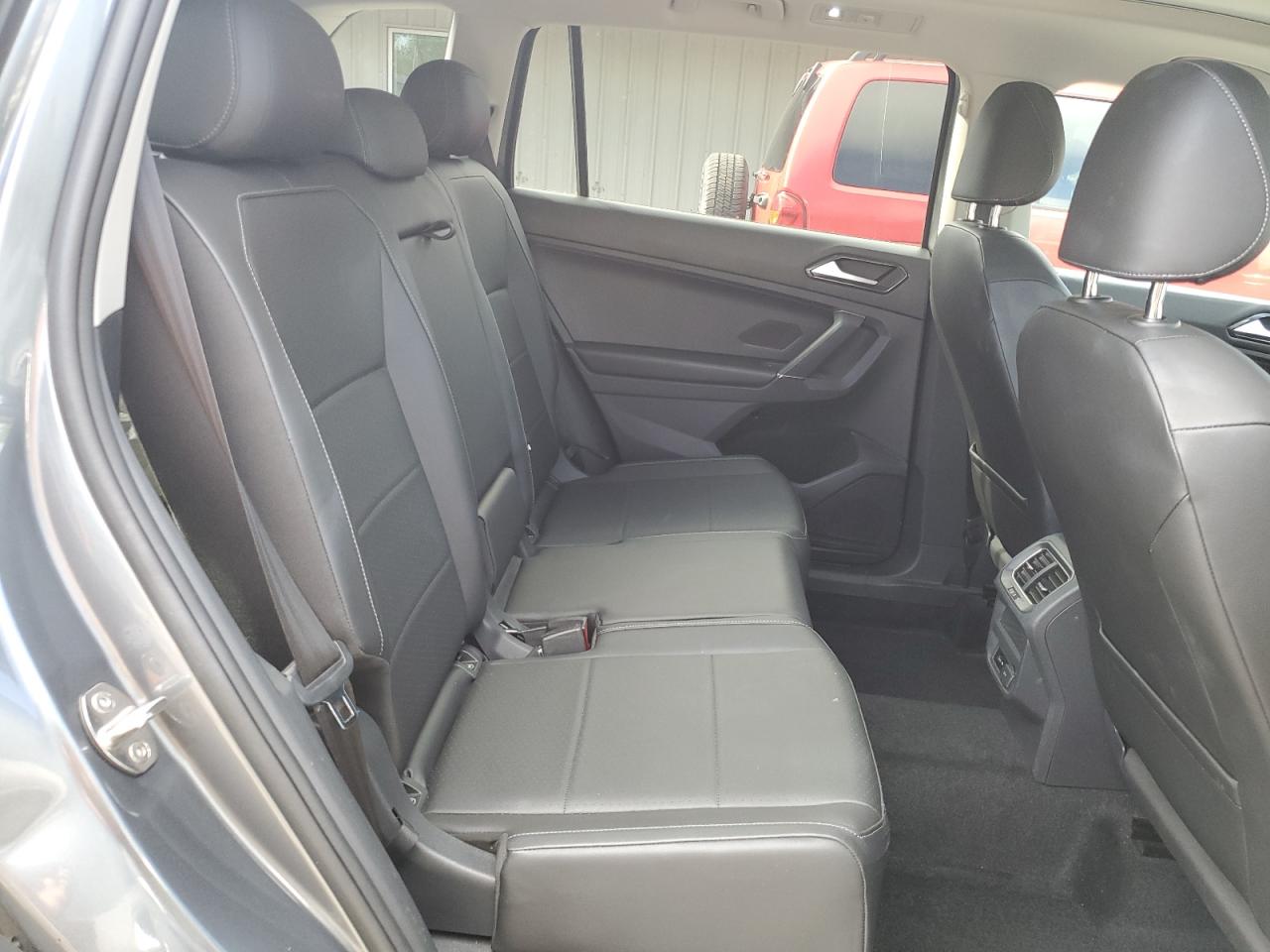 2018 Volkswagen Tiguan Se VIN: 3VV2B7AX3JM037244 Lot: 55620805