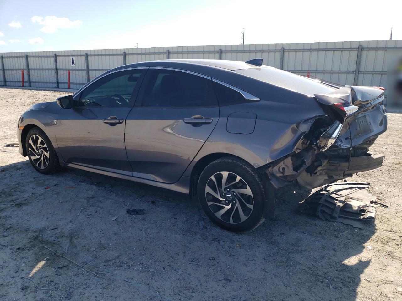 19XFC2F75JE036499 HONDA CIVIC 2018