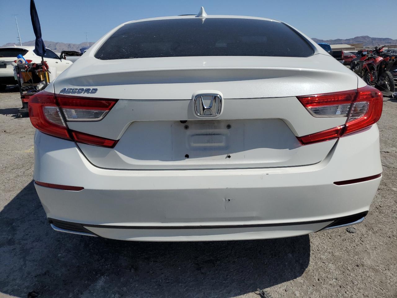 1HGCV1F64JA215183 HONDA ACCORD 2018