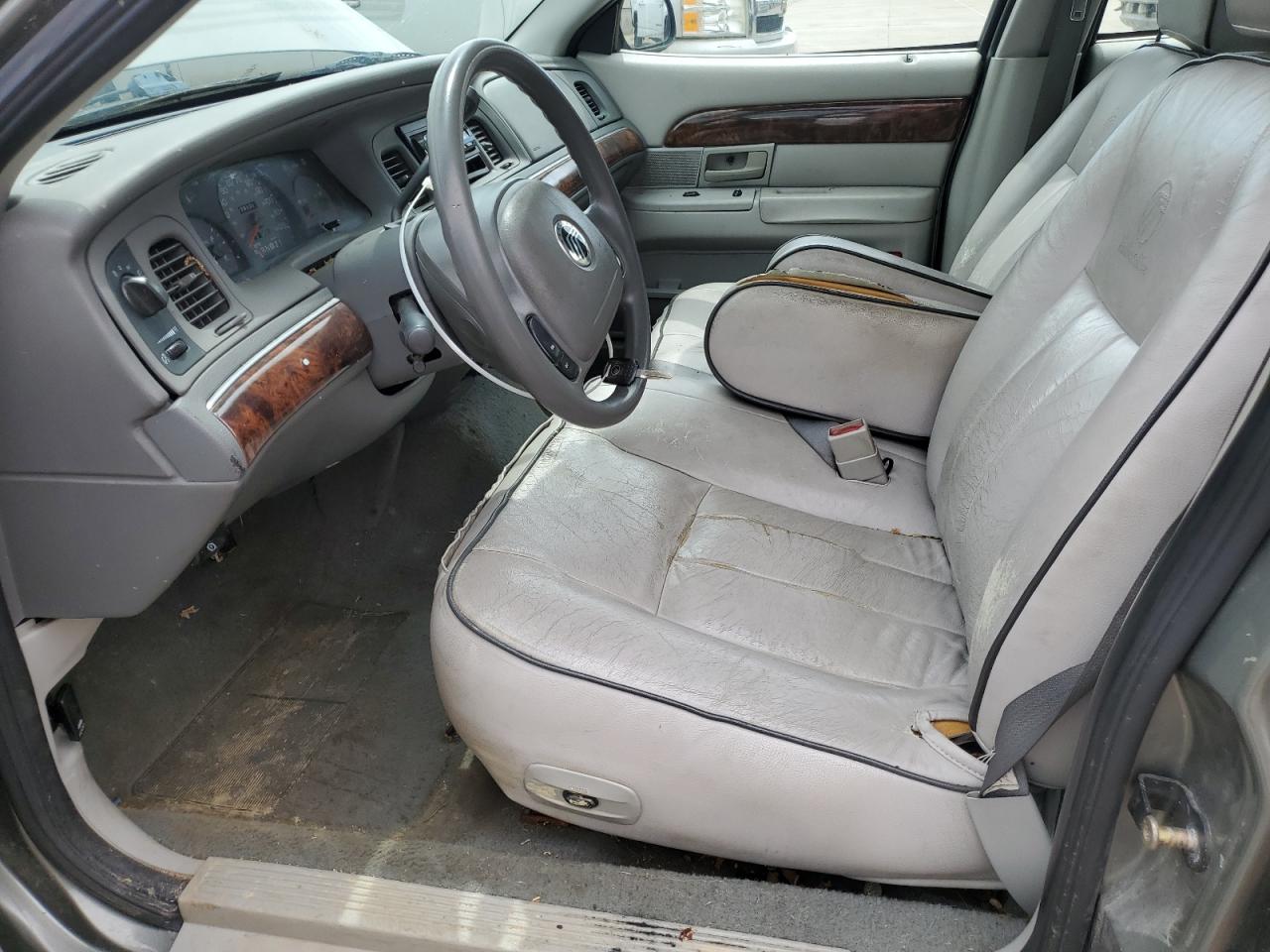 2004 Mercury Grand Marquis Gs VIN: 2MEFM74W34X649626 Lot: 56375265