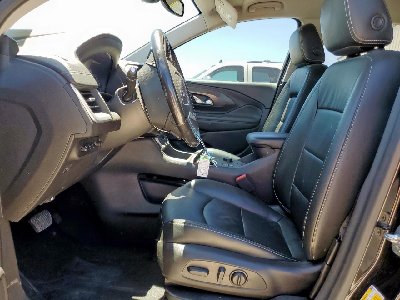 3gkalpevxnl280050 3GKALPEVXNL280050 2022 GMC Terrain Slt