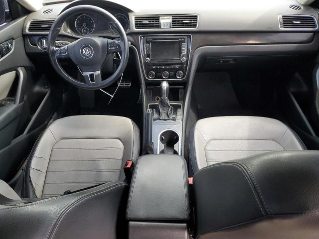  VOLKSWAGEN PASSAT 2015 Srebrny