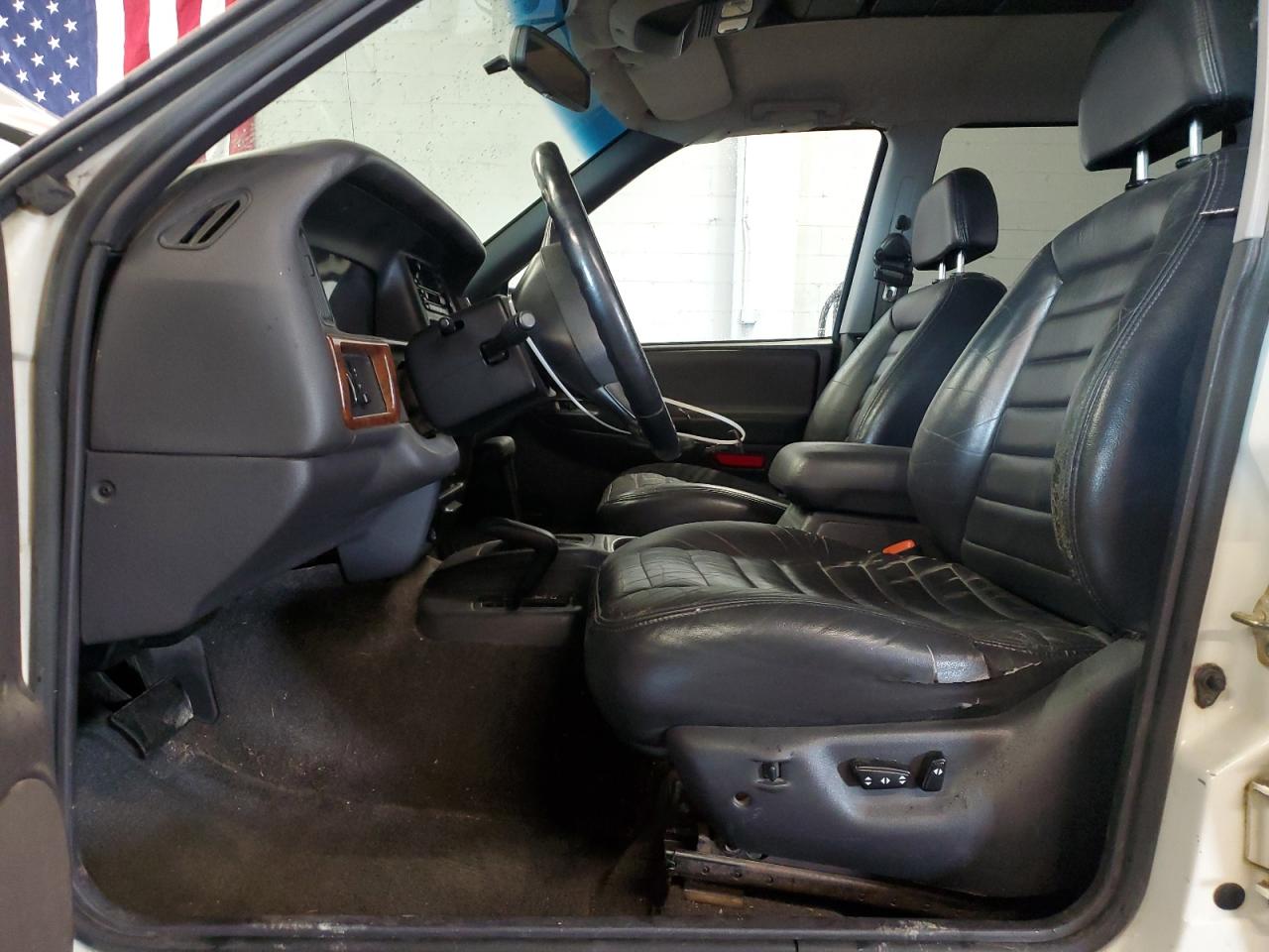 1996 Jeep Grand Cherokee Laredo VIN: 1J4GZ58S8TC349430 Lot: 57792605