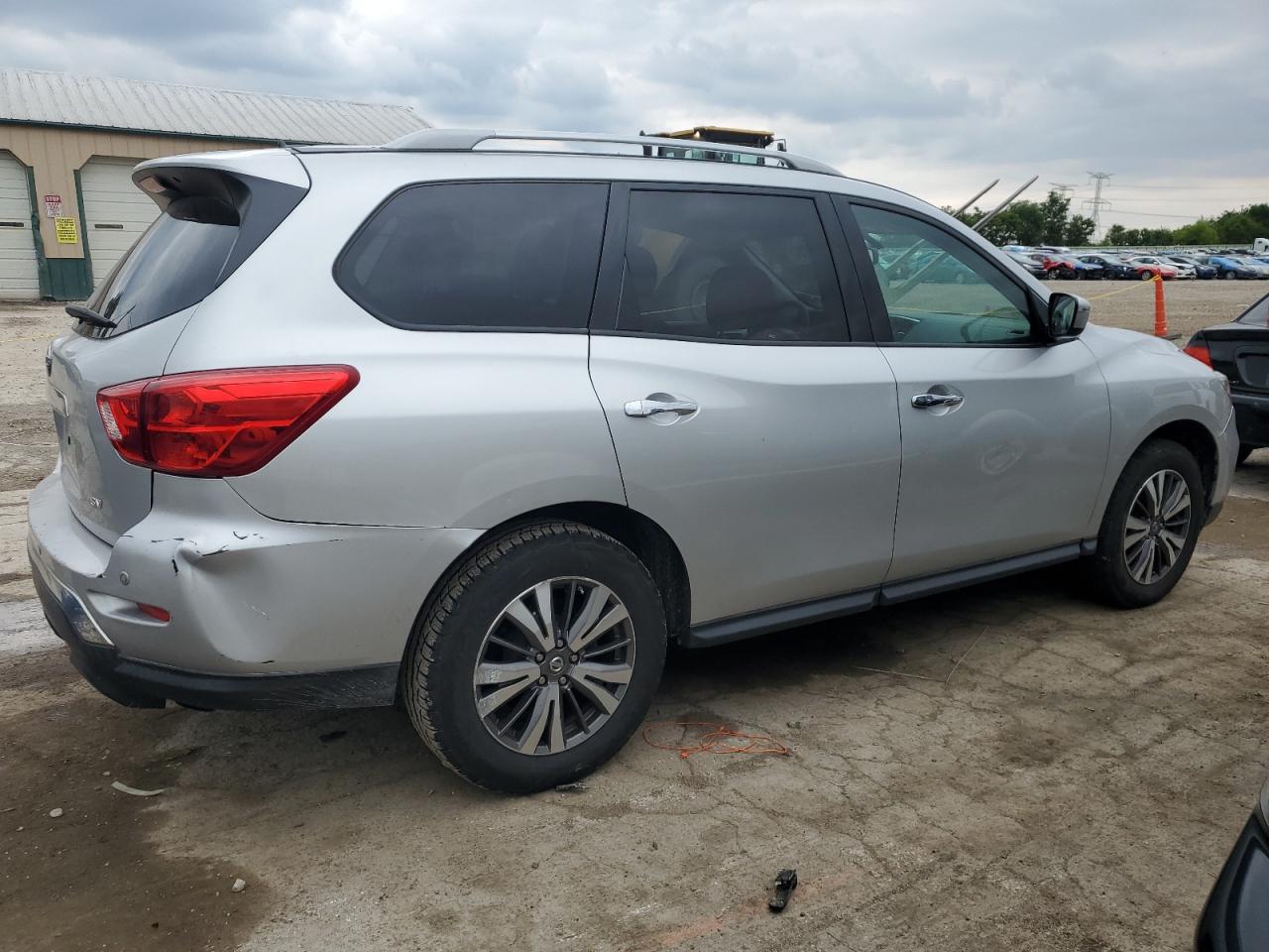 5N1DR2MN1HC673765 NISSAN PATHFINDER 2017