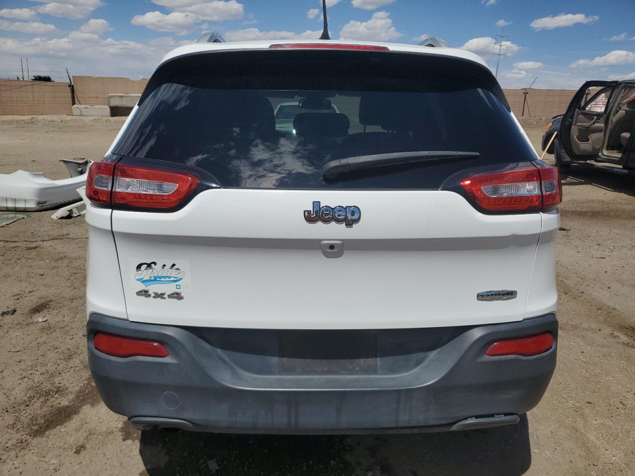 2016 Jeep Cherokee Latitude VIN: 1C4PJMCB1GW325800 Lot: 55338675