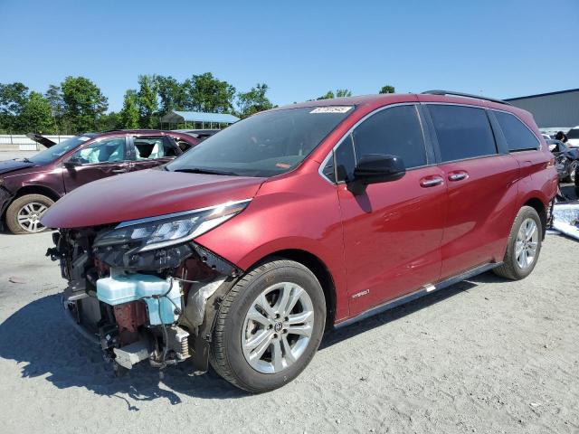  TOYOTA SIENNA 2021 Красный