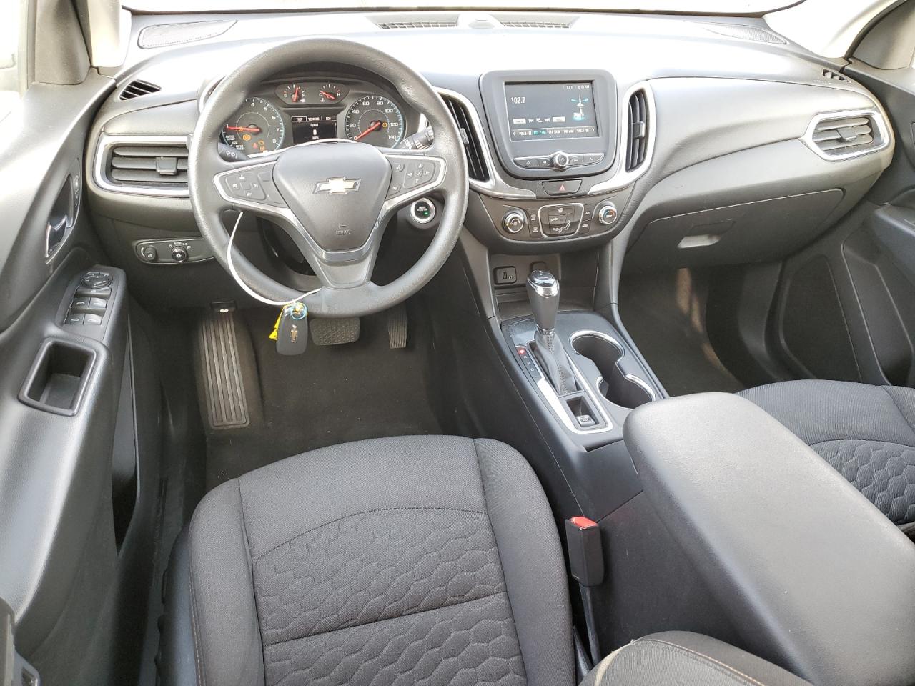 2GNAXJEVXJ6252431 CHEVROLET EQUINOX 2018