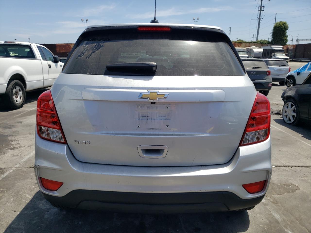 LSGCJKSB6KY000842 CHEVROLET TRAX 2019