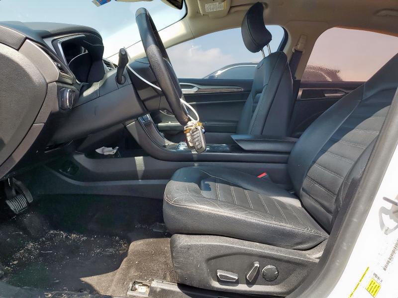  FORD FUSION 2018 Білий