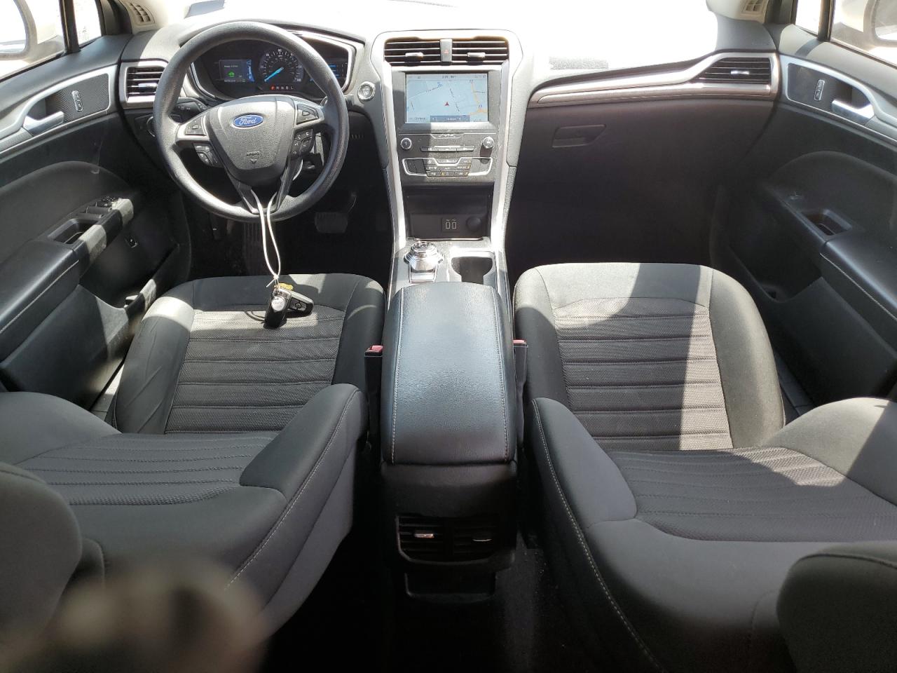 2020 Ford Fusion Se VIN: 3FA6P0LU3LR177074 Lot: 54043775