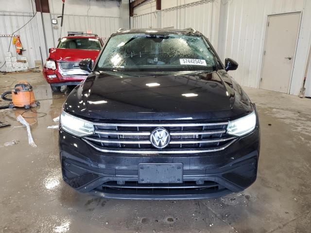 VOLKSWAGEN TIGUAN 2022 Черный