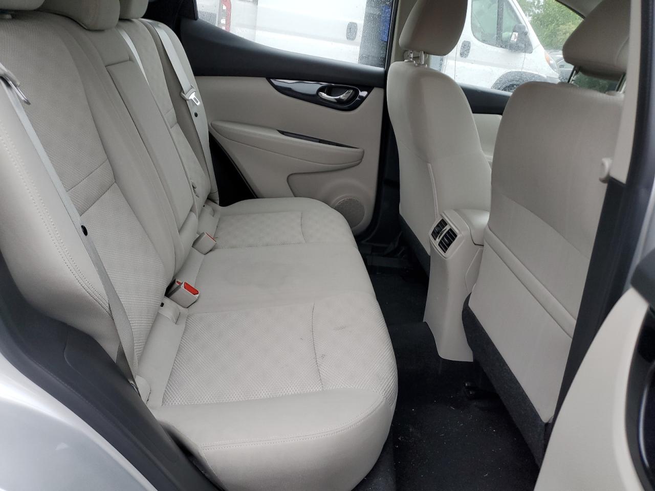 JN1BJ1CR2KW631485 NISSAN ROGUE 2019