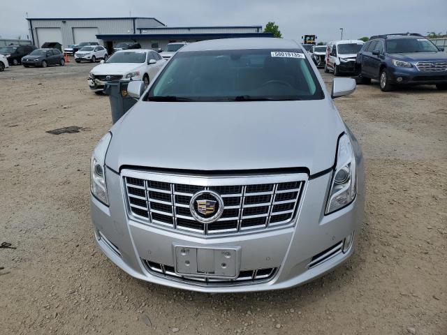  CADILLAC XTS 2013 Srebrny