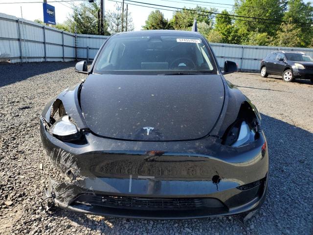  TESLA MODEL Y 2023 Czarny