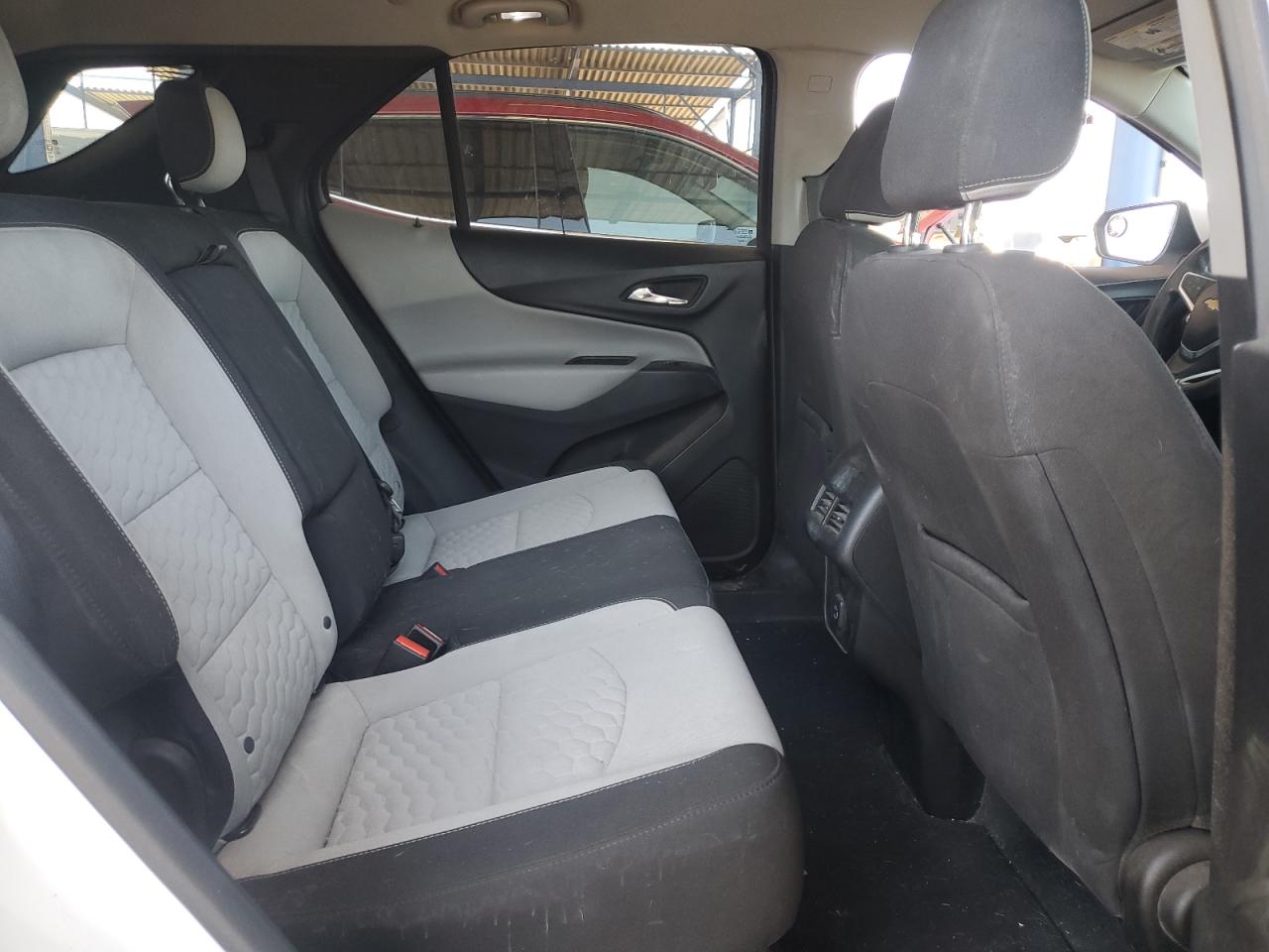 2GNAXUEV5K6151462 CHEVROLET EQUINOX 2019
